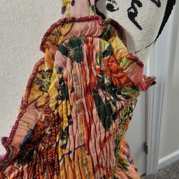 Floral Maxi Dress - Picture 5 of 9